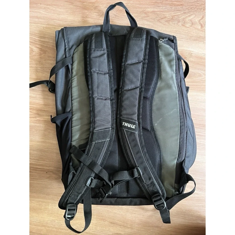 THULE‎ Sweden Backpack Laptop Bag 25L Black Shadow Gray | 18